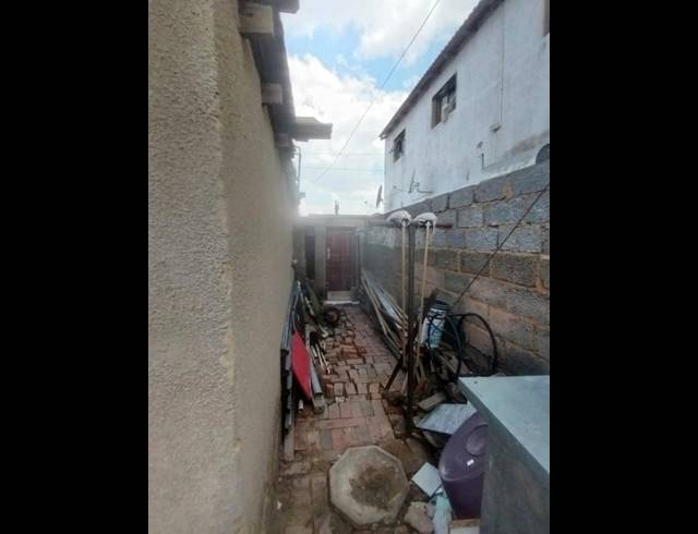 1 BEDROOM HOUSE FOR SALE IN PIMVILLE